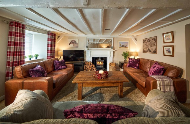 Thornhill Lodge Luxury 4 Bedroom all ensuite