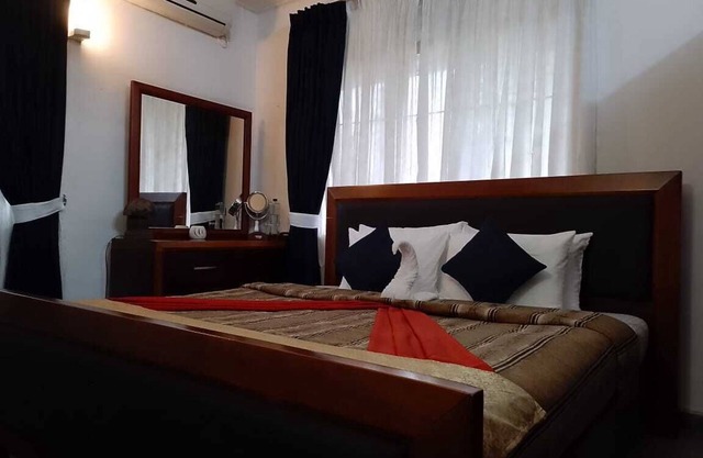 Three Bedroom Villa In The Prestigious Lotus Grove, Dehiwala