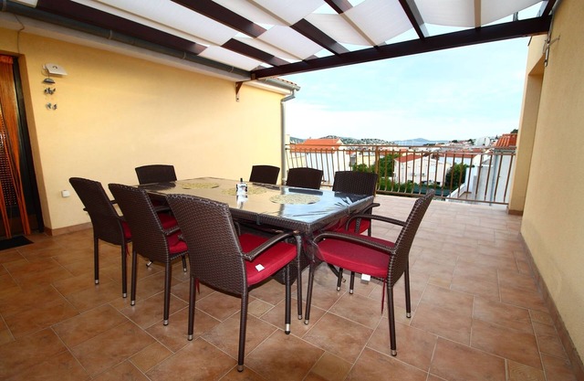 Three bedroom apartment with terrace and sea view Tribunj, Vodice (A-12529-a)