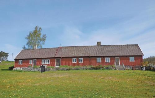 Three-Bedroom Holiday Home Brösarp 04