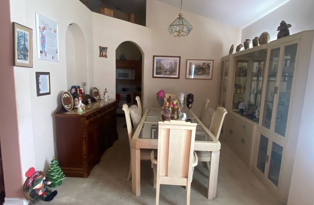 Three bedrooms, full kitchen, clean, quiet and relaxing.