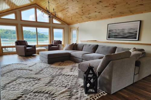 Three Horizons Retreat By Avada Properties