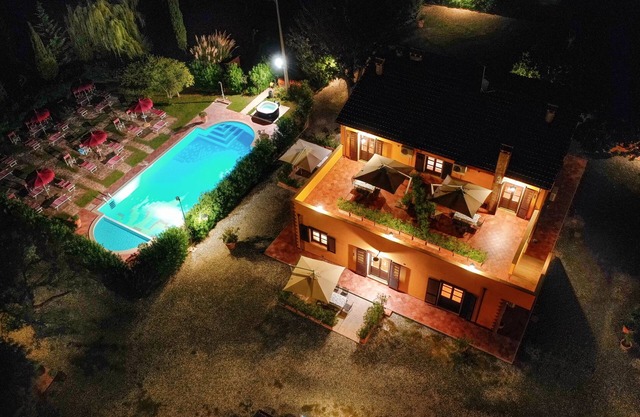 Three-room apartment 58sqm with swimming pool in the countryside 3km from beach