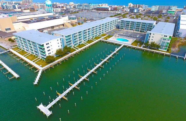 Thunder Island 141D-Baywater 39th St, Free WiFi, Pool, Elev, W/D, AC