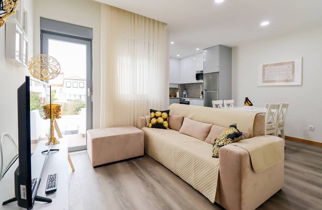 Tiana's Apartment - City Centre with Terrace