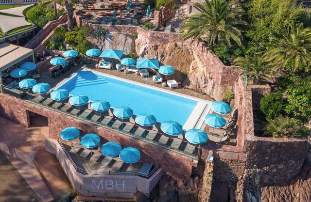 Tiara Miramar Beach Resort