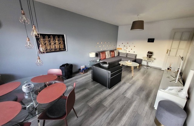 Tichnich Apartment - 1 minute from Annemasse station