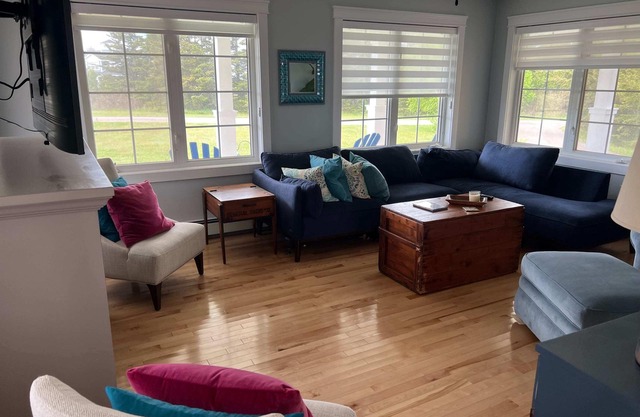Tide and Bridge Beach House