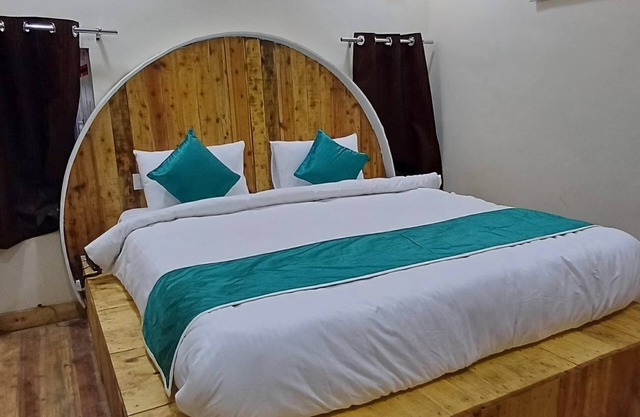 Tiger Sanskriti Resort - Deluxe Double Room