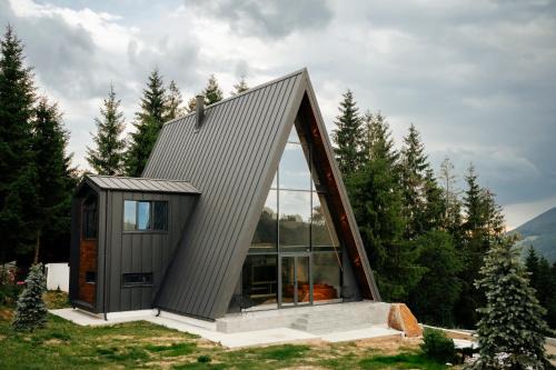 Tihuta Chalet