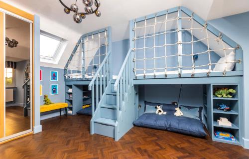 Tilehurst Cottage - Modern 3beds -3 baths- 20 min from Legoland-Ascot-Windsor