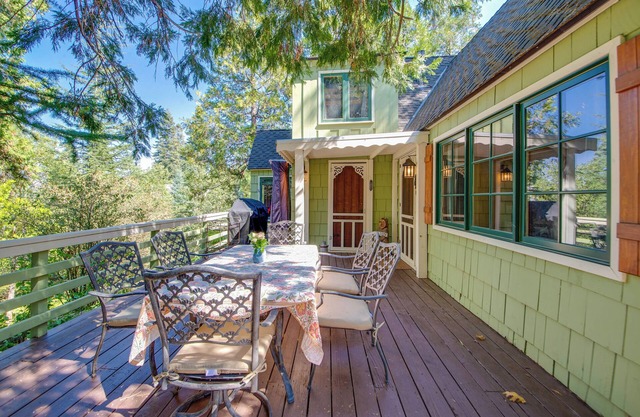 Time Capsule - 1930s Cabin