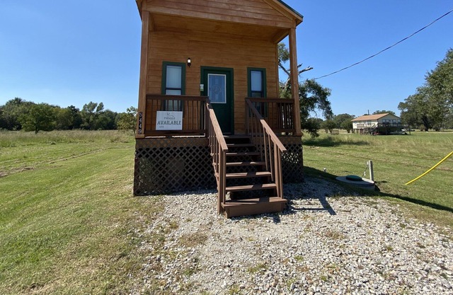 Tiny Home with lake, trails, and more