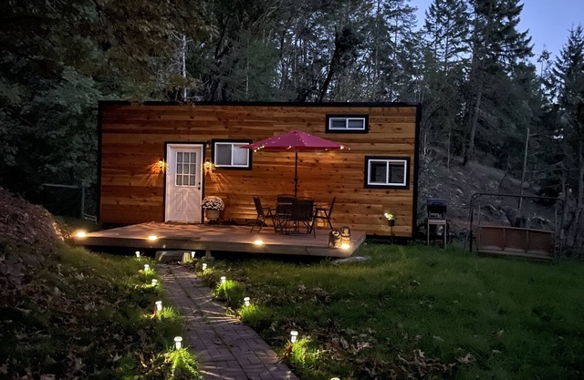 Tiny House nestled into the Forest on 160 acre Playground.