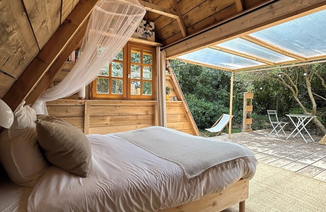 Tipi d'HamiH" unusual accommodation