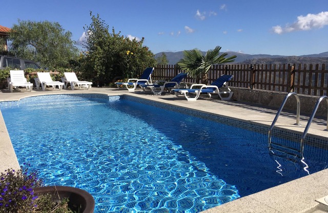 Tipical Country Side house whith nice landscapes and pool