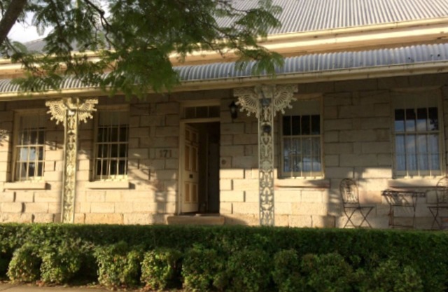 tnSurgeon`s Cottage Morpeth