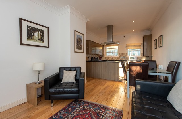 Toast Lettings | Apartment 4 The Grove minutes walk from Durham City