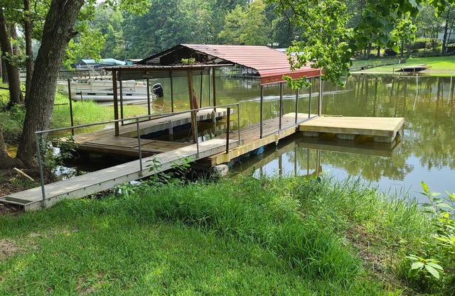 Toledo Bend Water Front! Nestled on a quiet cove with boat&swimming dock