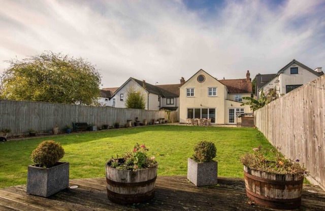 Tolkein View by Beds Away