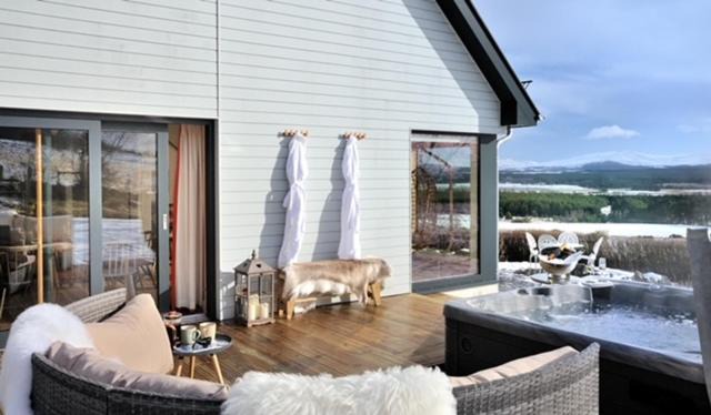 Tom's Lodge