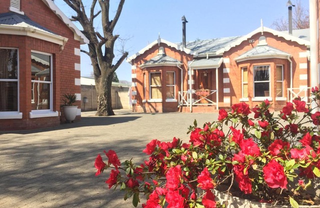 Tom's Place Guest House