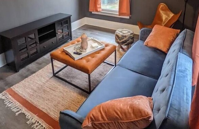 Top -Beautiful 1BR Ideal 4 traveling professionals