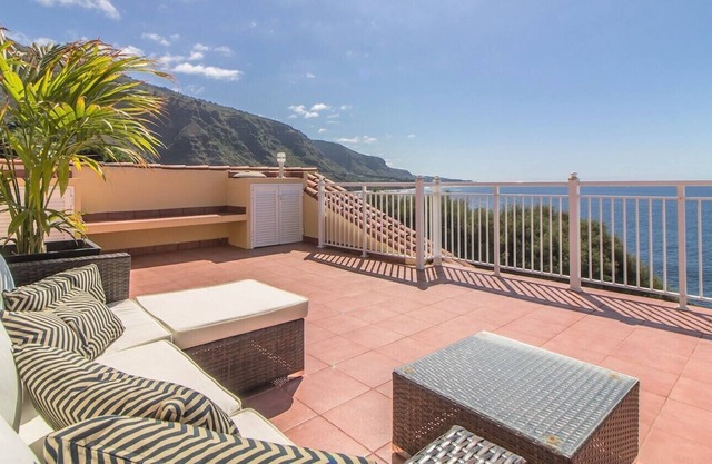 Top Coastal House with amazing Seaviews