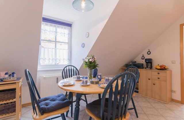 Top floor apartment 3.4 in Haus zum Strand in the Baltic seaside resort of Wustrow