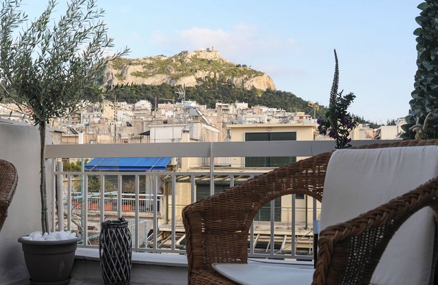 Top of the city Central studio with Acropolis View