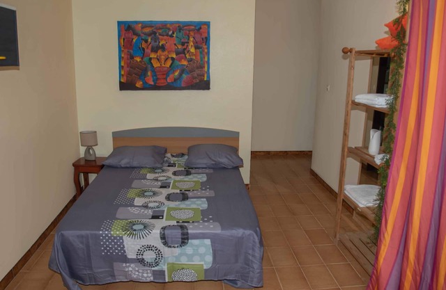 Top of the Villa Air-conditioned with Wi-Fi close to all amenities