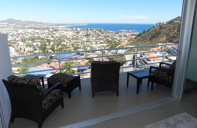 TOP SHELF LUXURIOUS Pedregal Condo - Professionally Designed for Peace & Comfort