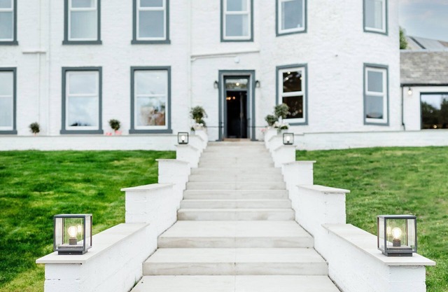 Torr House - Bedroom 3 - sleeps 2 guests in 1 bedroom