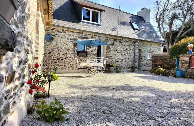Totally renovated breton house 2 km from the beaches of lézardrieux
