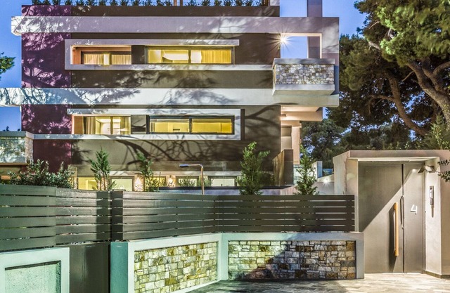 Tourelle. A 64 m2 apartment consisting of a bedroom and a living room.