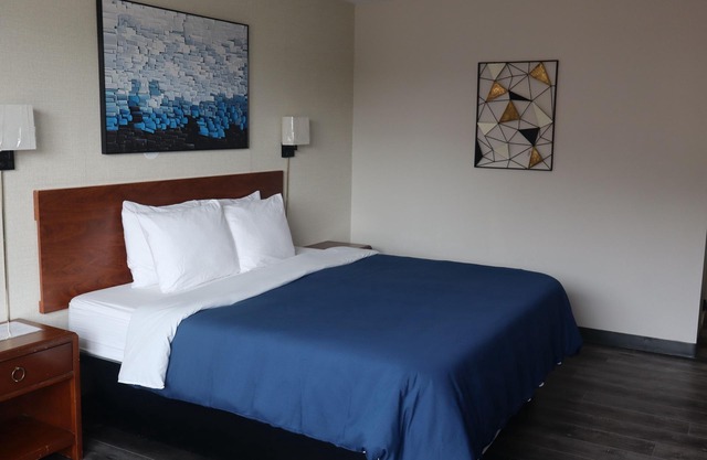 Town Centre Inn - Parry Sound