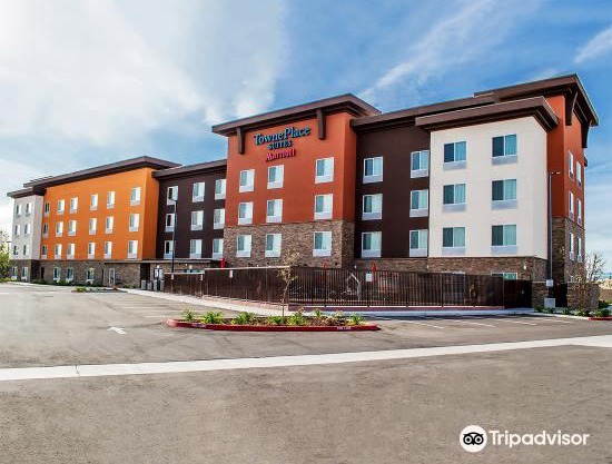 TownePlace Suites by Marriott Bakersfield West