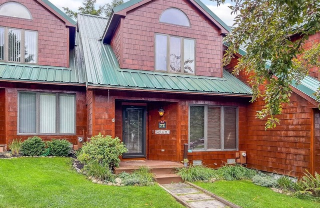 Townhome K2 - 4th Lake