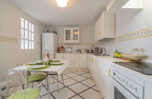 Townhouse ideal for a family close to the coast