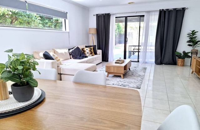 Townhouse on Greybox