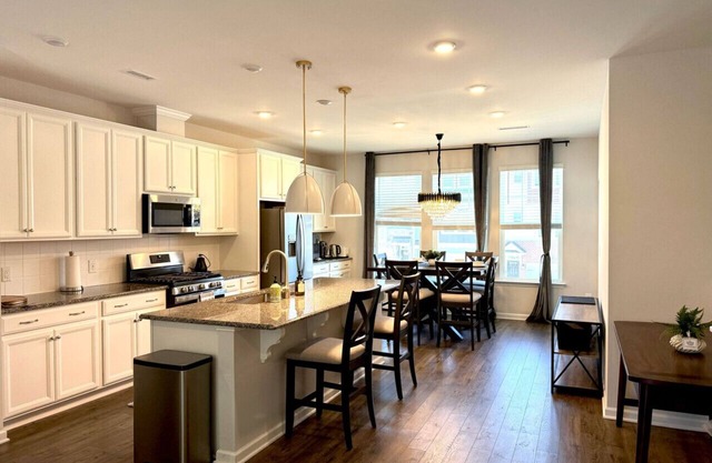 TPV - Xanadu - New-By RDU w/Heated Indoor Pool&Gym