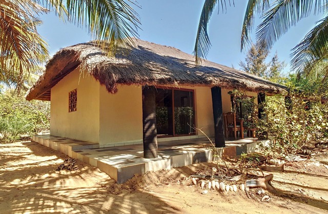 Très Agréable Villa 2 Chambres Avec Jardin