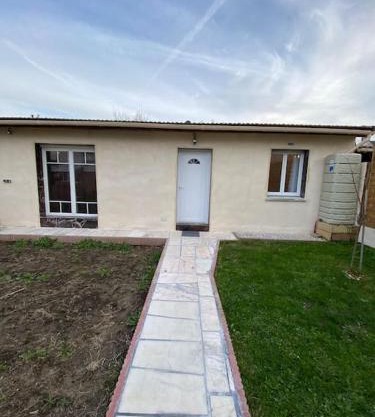 Très belle maison neuve F2 avec grand jardin