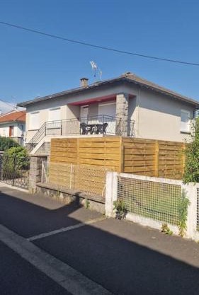 Très grande maison individuelle