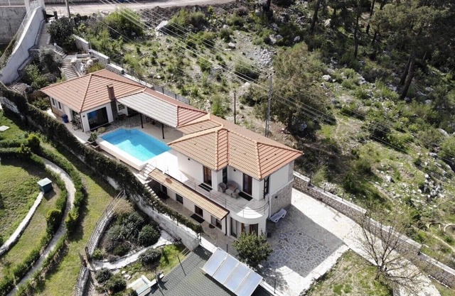 Esiyok Villa in Antalya with heated pool