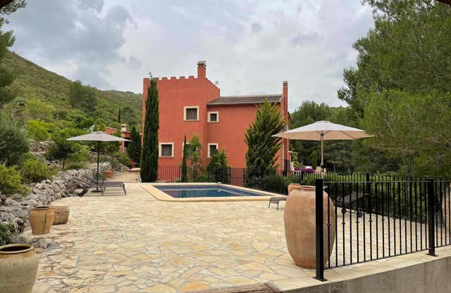 Traditional Spanish Villa with Private Pool & Gardens. Lliber - Jalon Valley