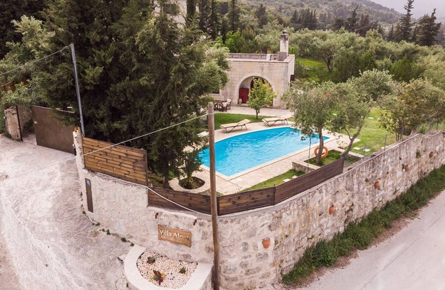Traditional Stone Villa With Pool And Nice View.