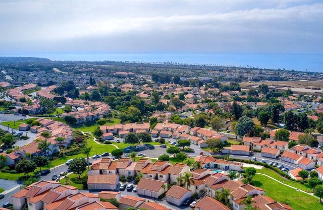 Tranquil 2-bedroom. 2 bathroom condo in Carlsbad