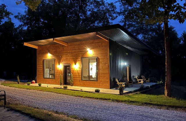 Tranquil cabin with AC in charming Jasper