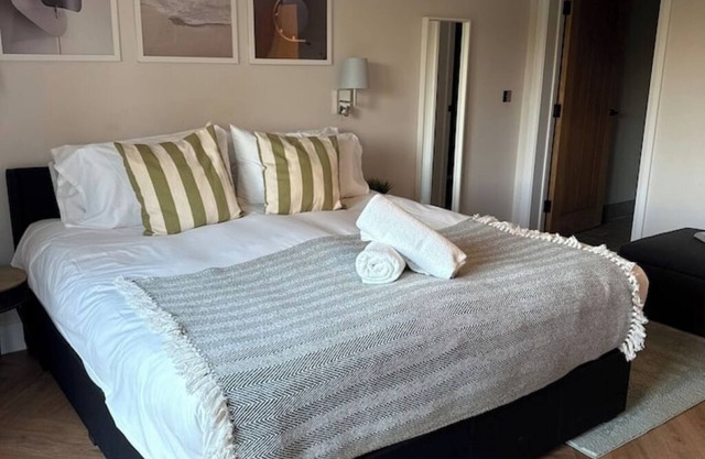 Tranquil Country Retreat with 3 Private Ensuite Rooms